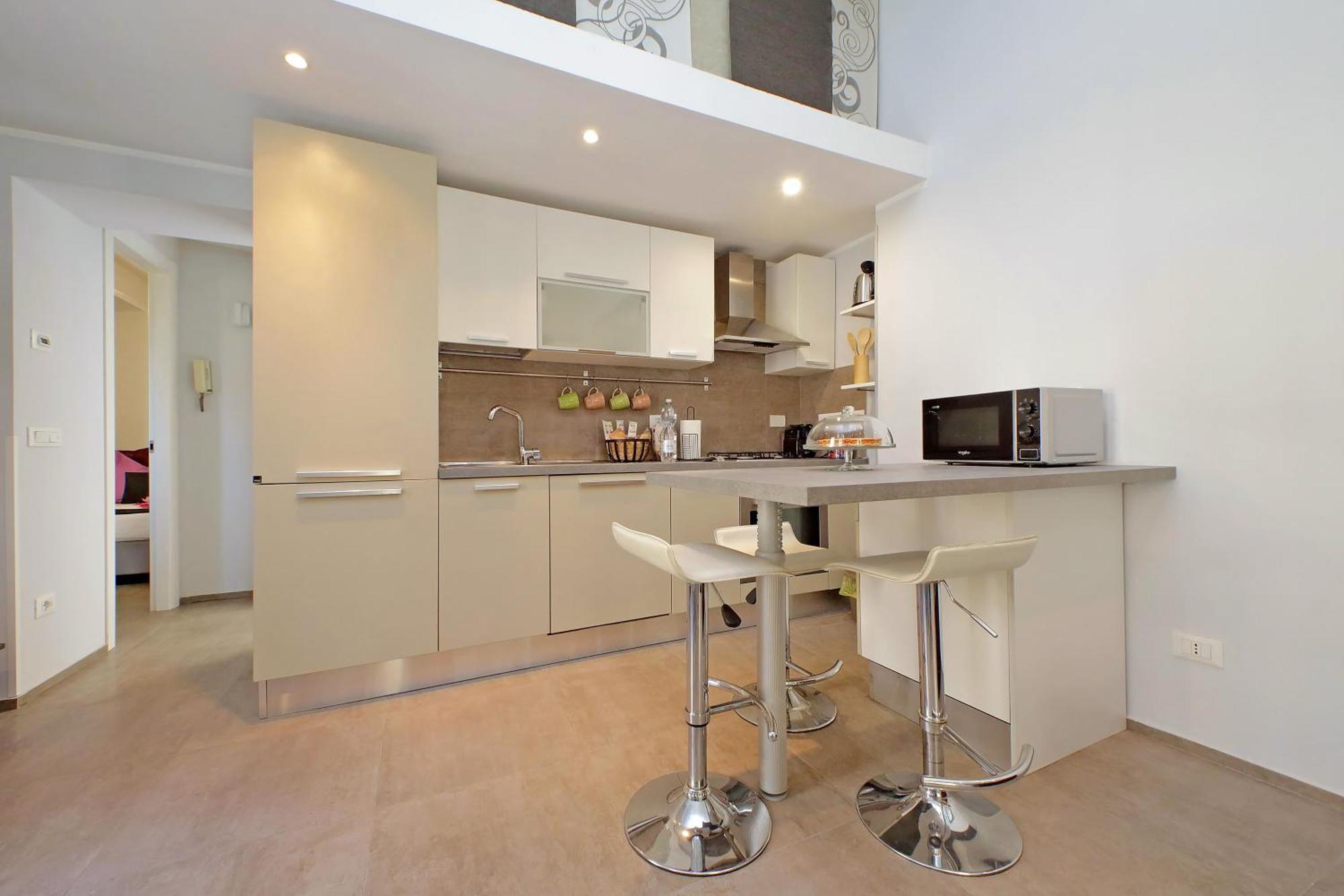 Dolce Casa Colosseo 1 - 2 Apartment Rome