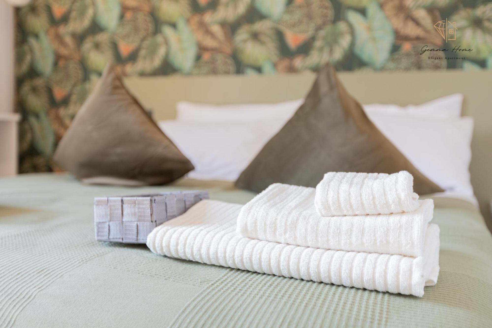 Appartamento Gemma House - 100mt To Metro Station, 2 En-suite Bathrooms Roma