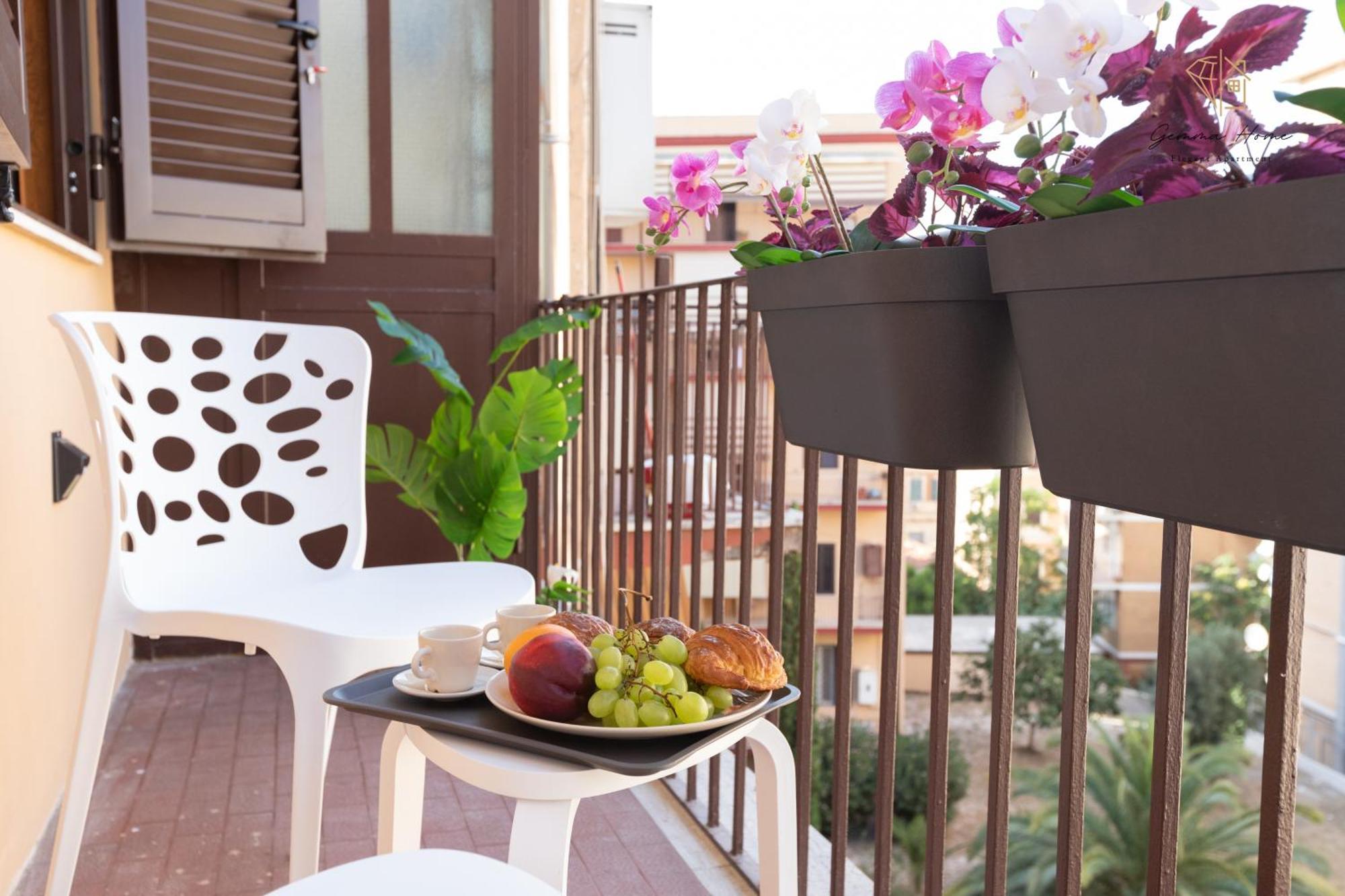 Gemma House - 100mt To Metro Station, 2 En-suite Bathrooms Appartamento *