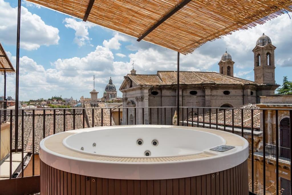 Sky Domus Historic Center Penthouse With Jacuzzi Apartment Rome