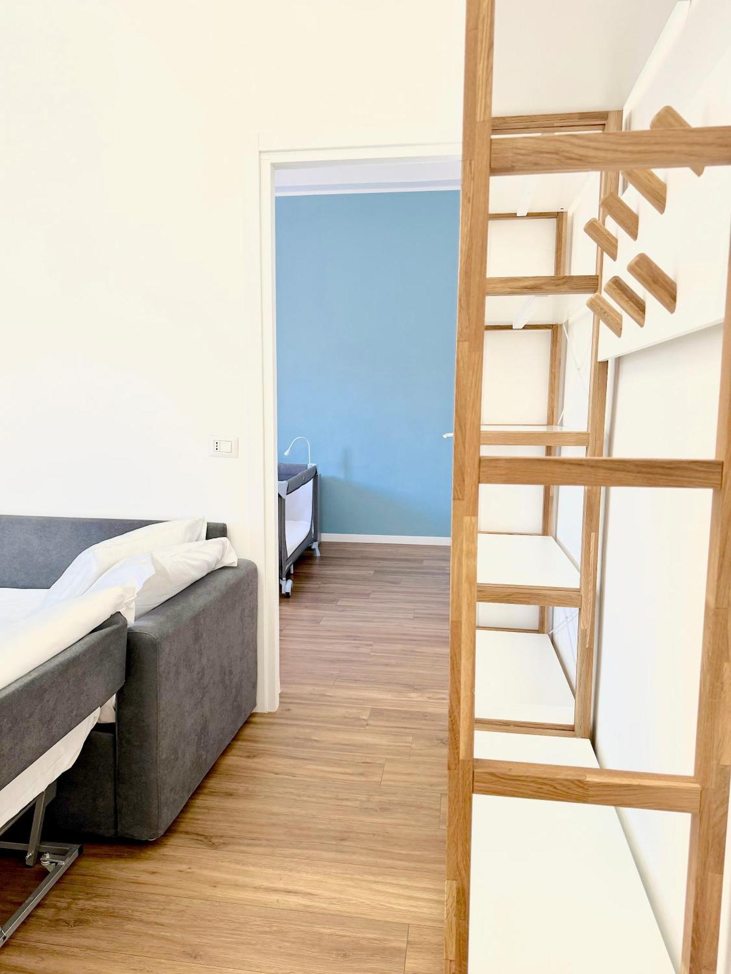 Lexie Guest house *