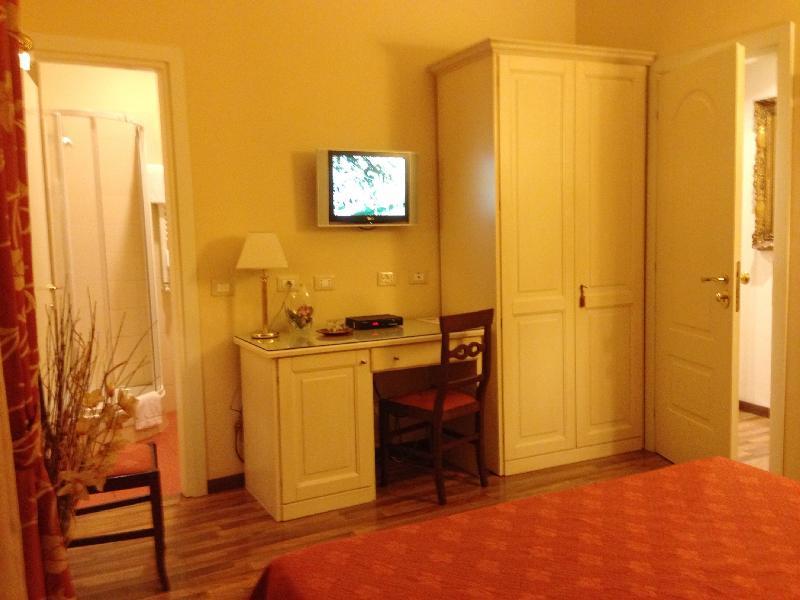 Bed & Breakfast Residenza Domiziano Rome