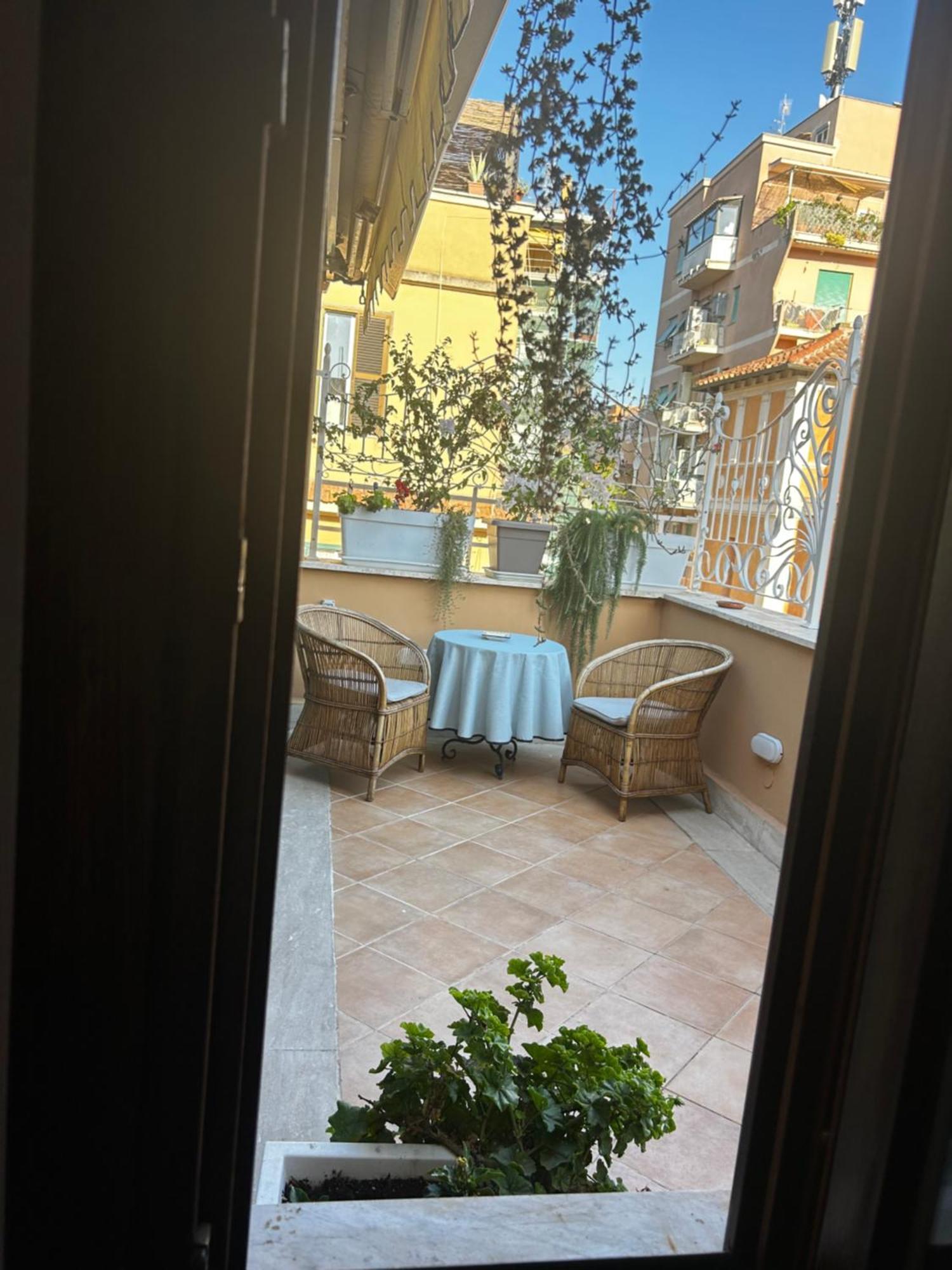 Apartment La Finestra Su San Pietro Terrace And View *