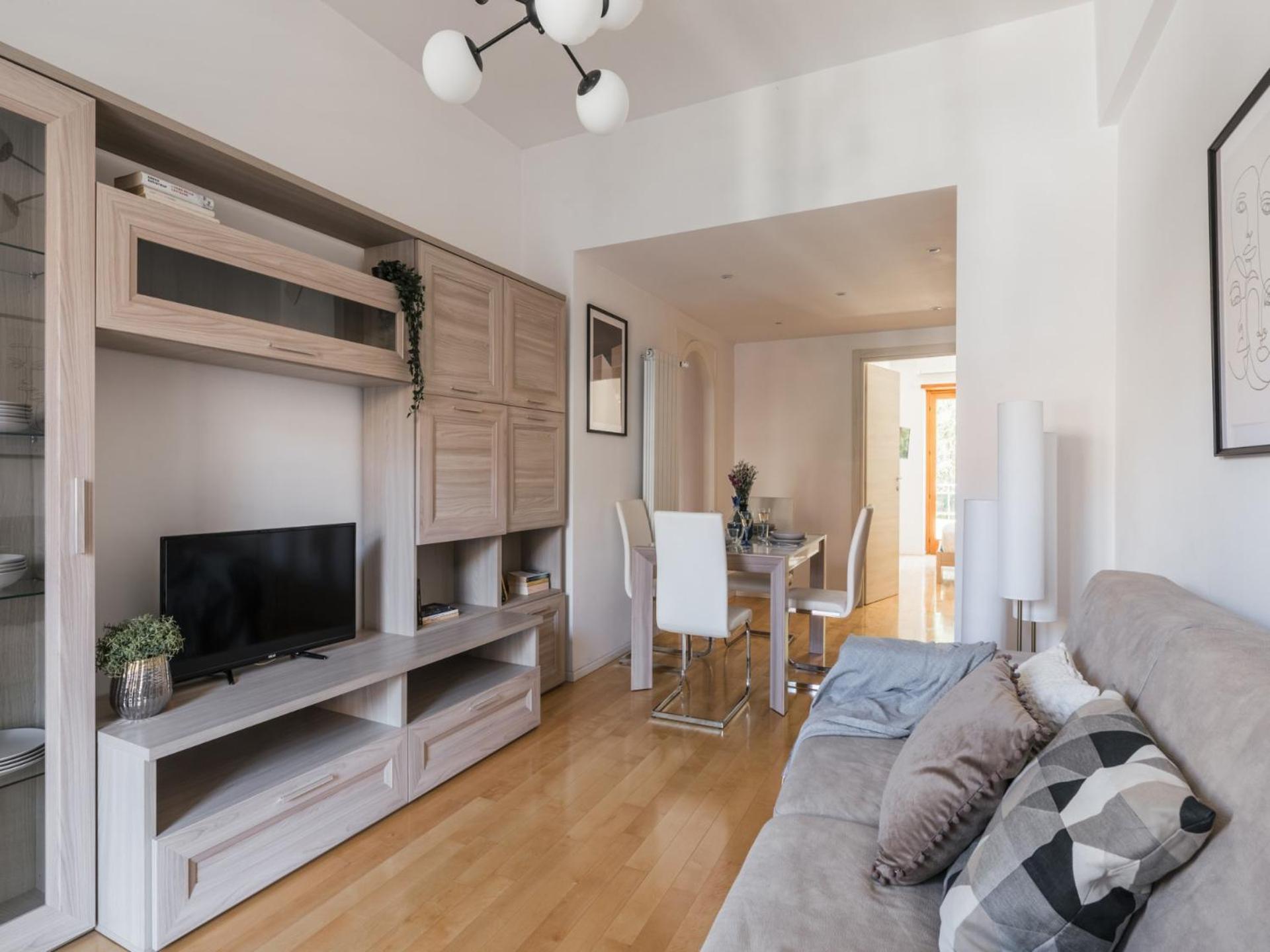 The Rent - Spacious Flat A Stone's Throw From The Vatican Apartment *