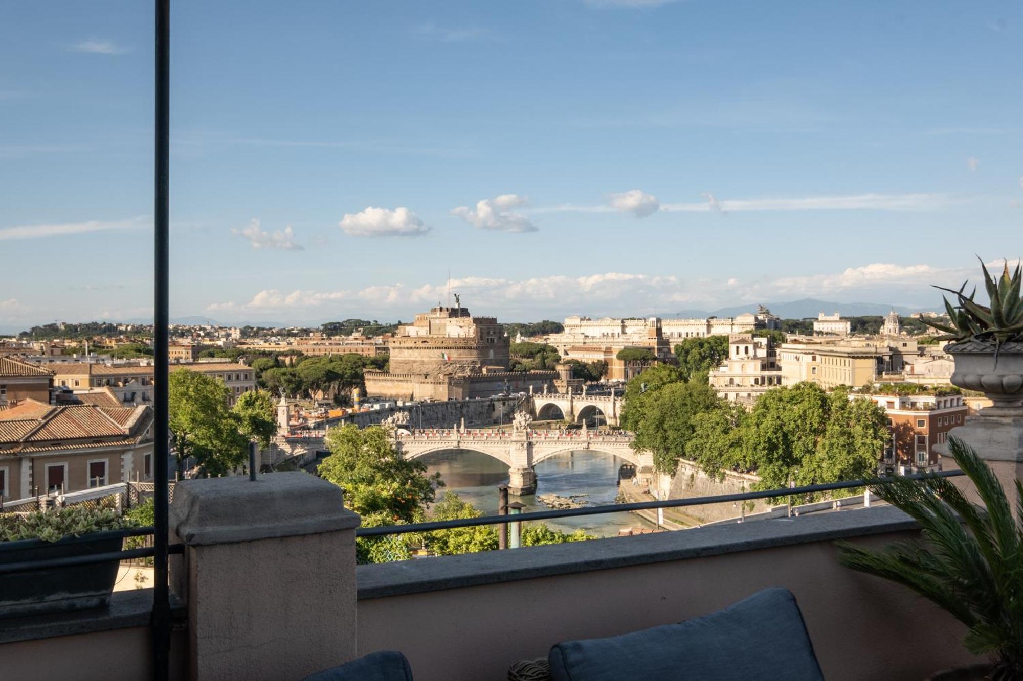 Apartment Santonofrio Sky Terrace Penthouse Rome