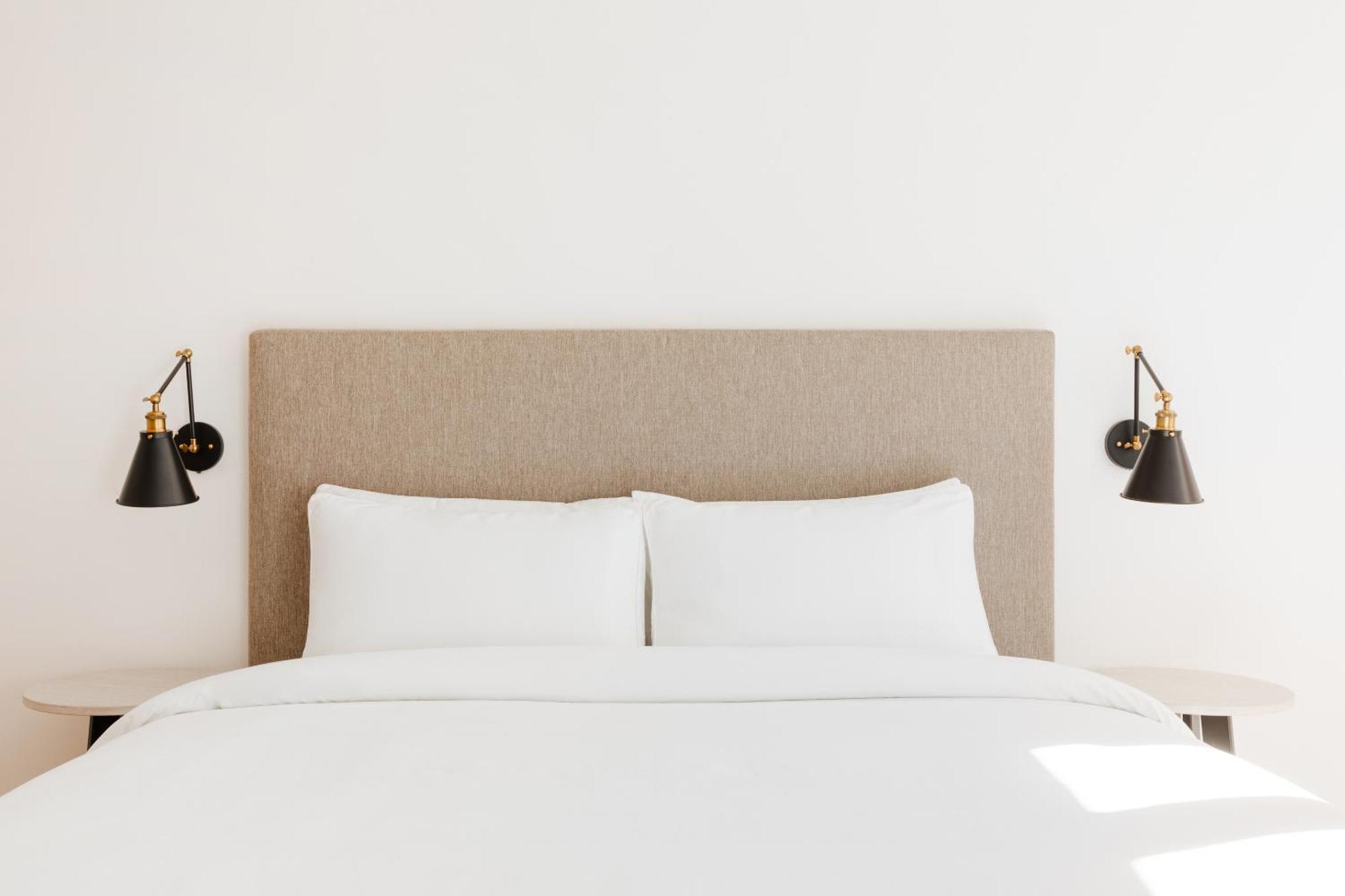 Sonder Palazzo Taverna Aparthotel 3*