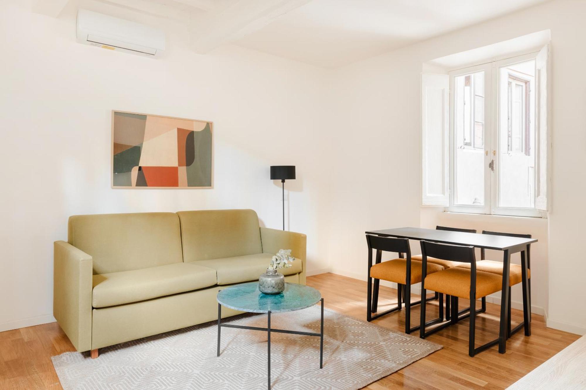 Sonder Palazzo Taverna Rome