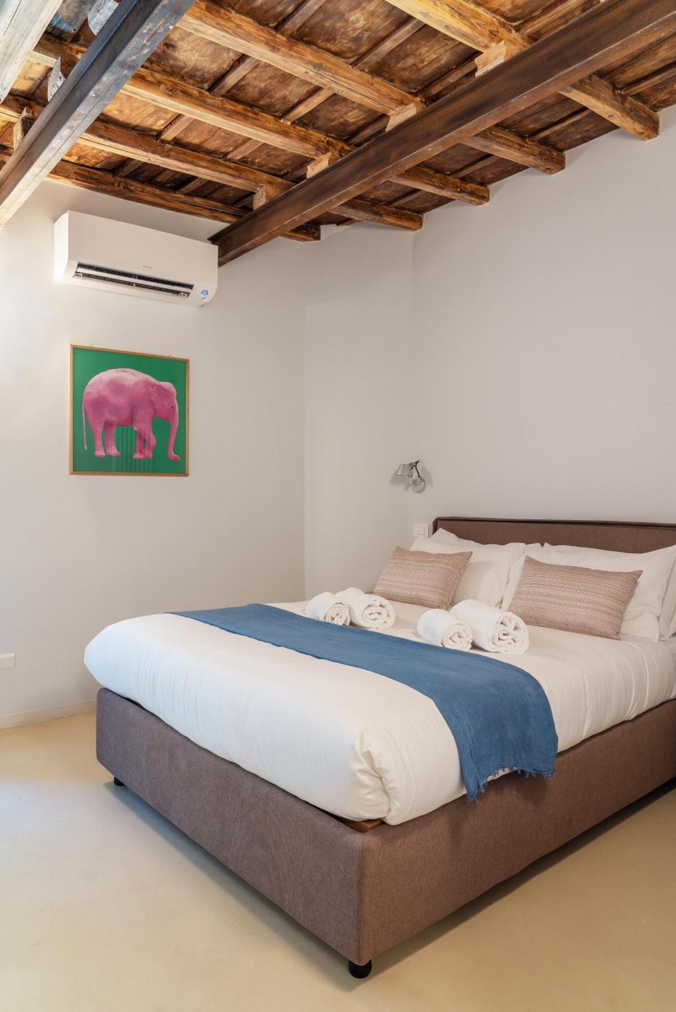 Reginella Luxury * Rome