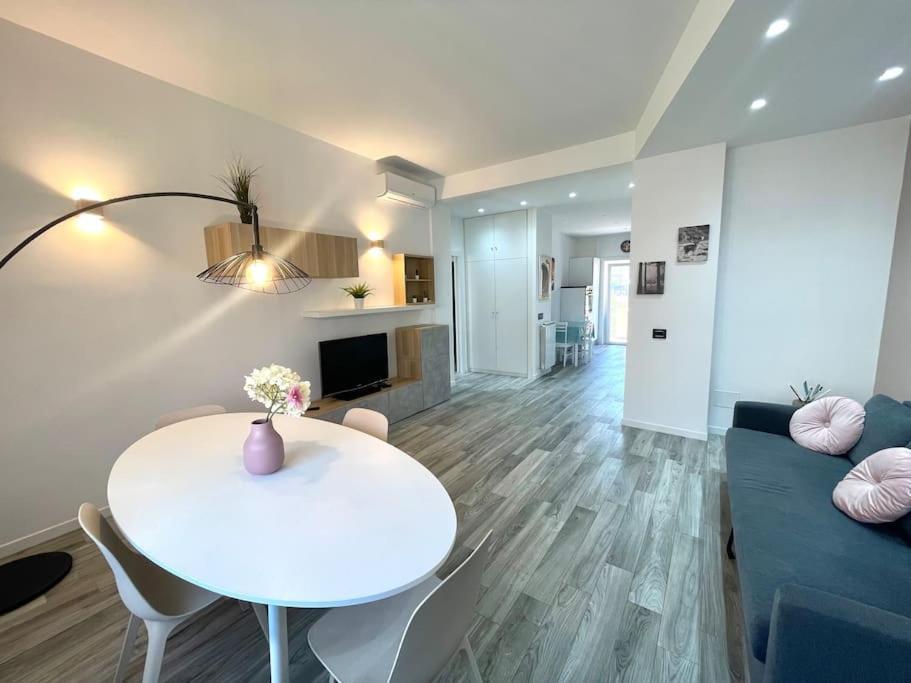 Apartment Ottavia Station