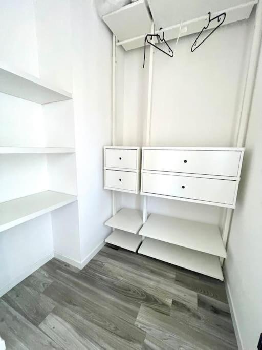 Apartment Ottavia Station Rome