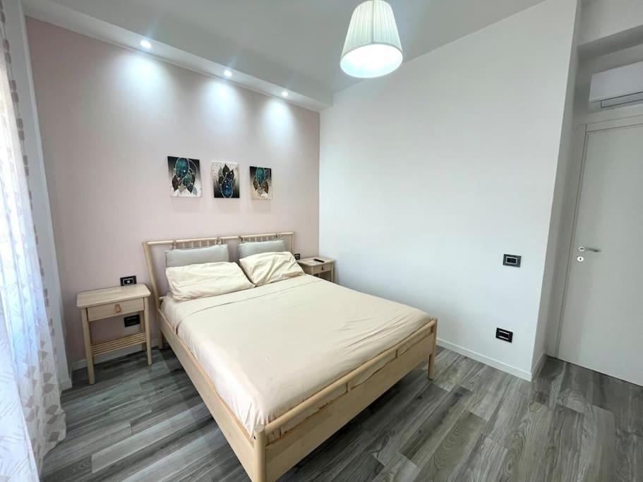 Ottavia Station Apartment