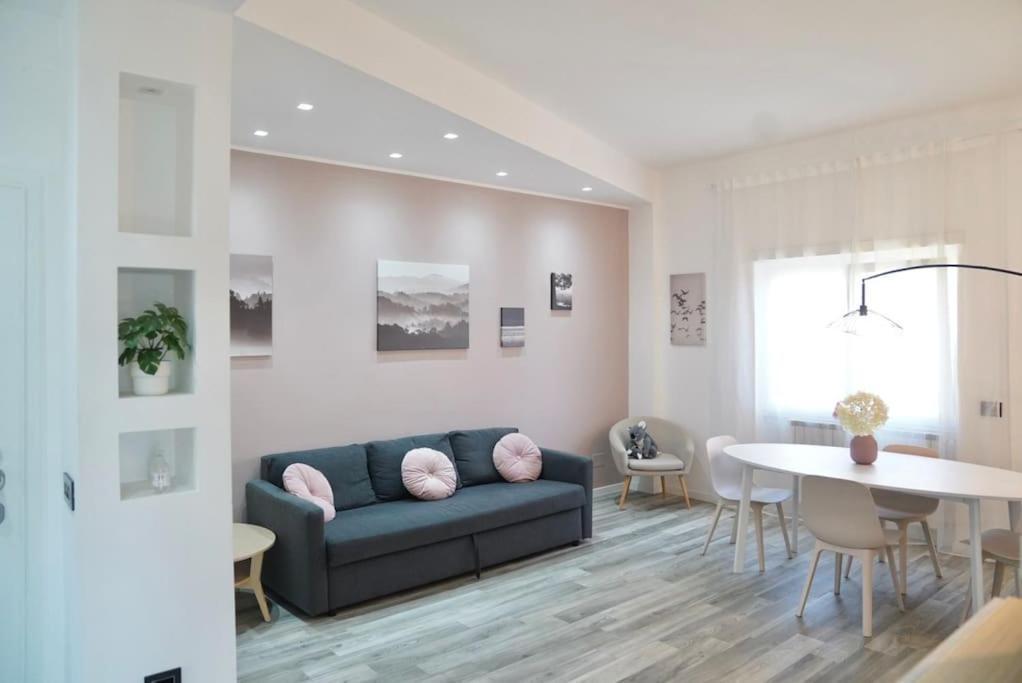 Apartment Ottavia Station