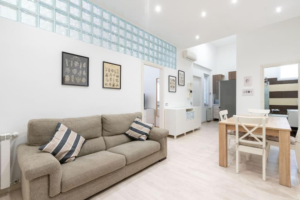A 10 Min Da San Giovanni Casa Indipendente Apartment Rome