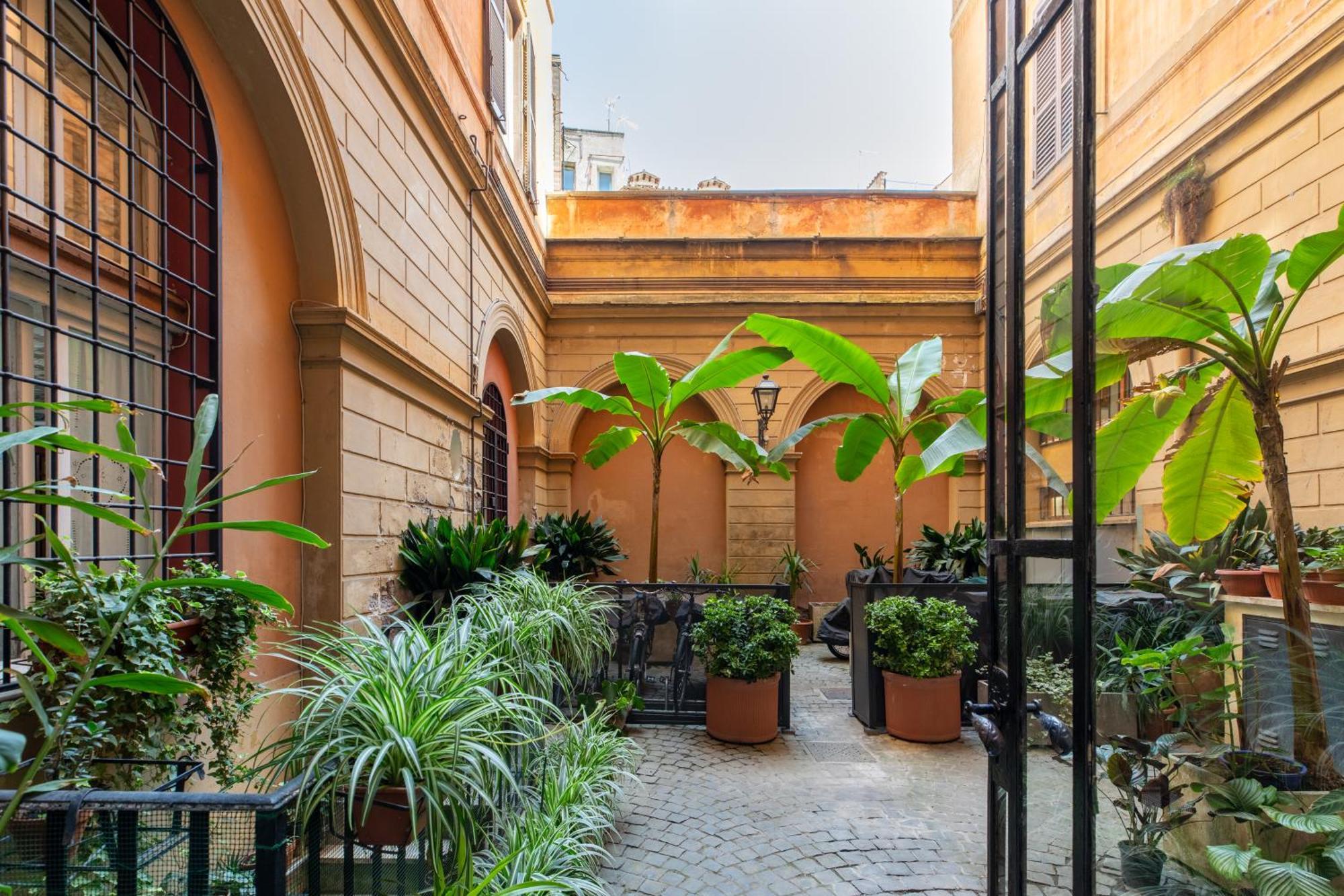 Appartamento Iflat Campo De' Fiori Brand New & Bright Roma