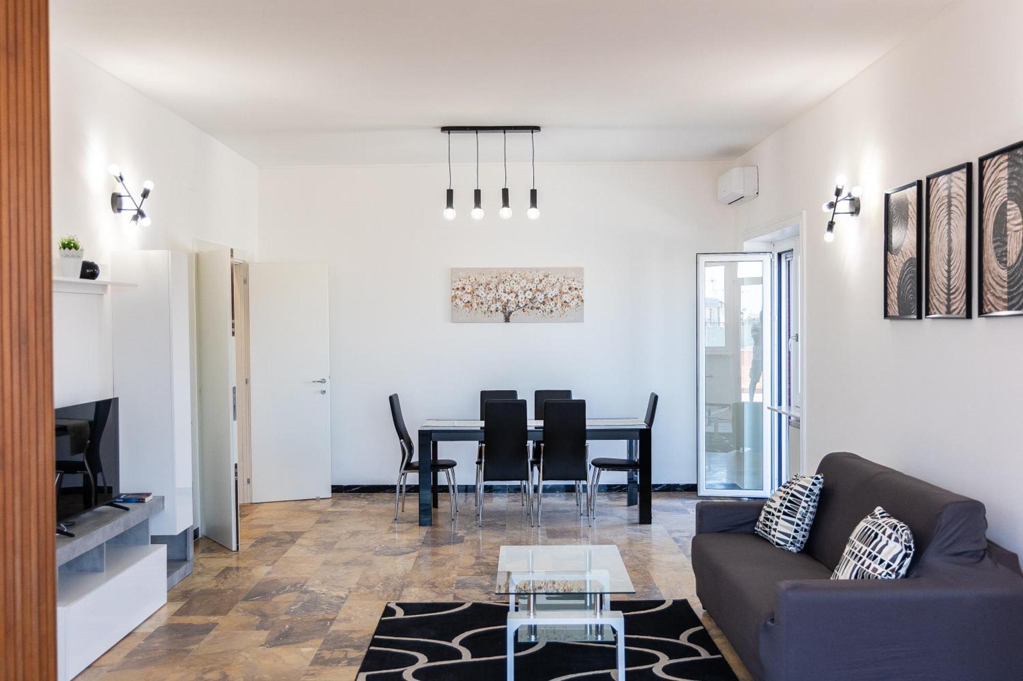 Baldo By In Apartment *