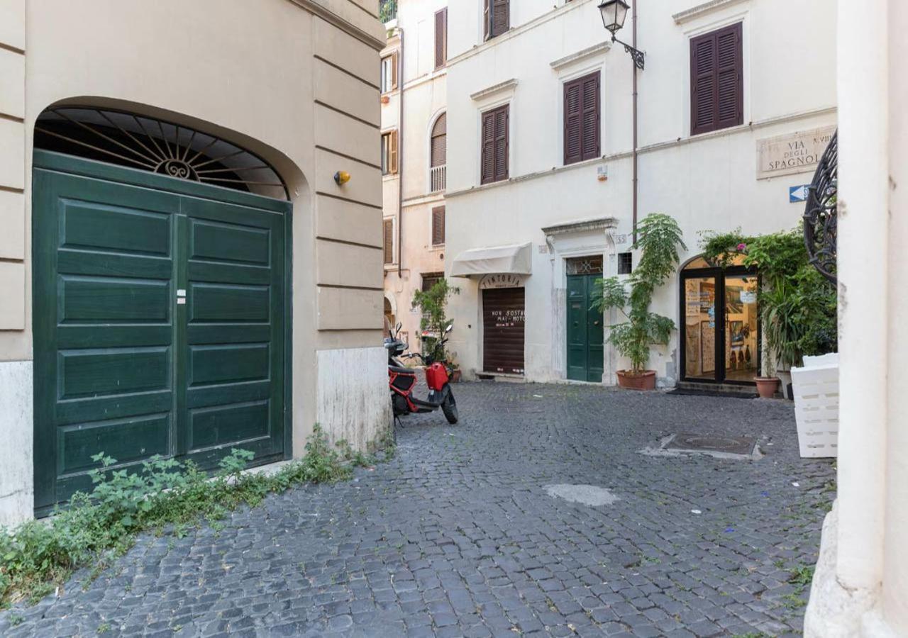 Holiday home Campo Marzio Boutique 300 Mt Dal Pantheon *