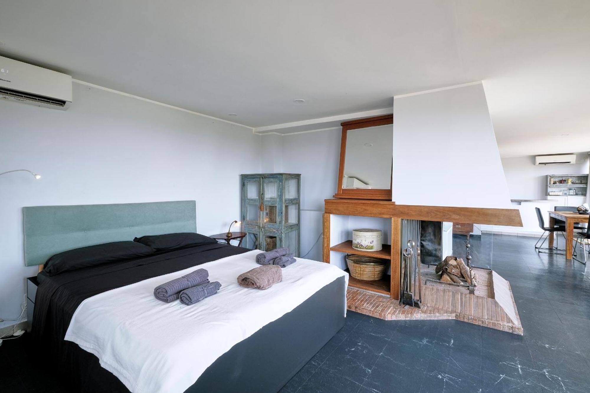 Apartment Forlanini Loft Trastevere By Casa E Lode - Terrace Panoramic View, Air Conditioning, Wifi Rome