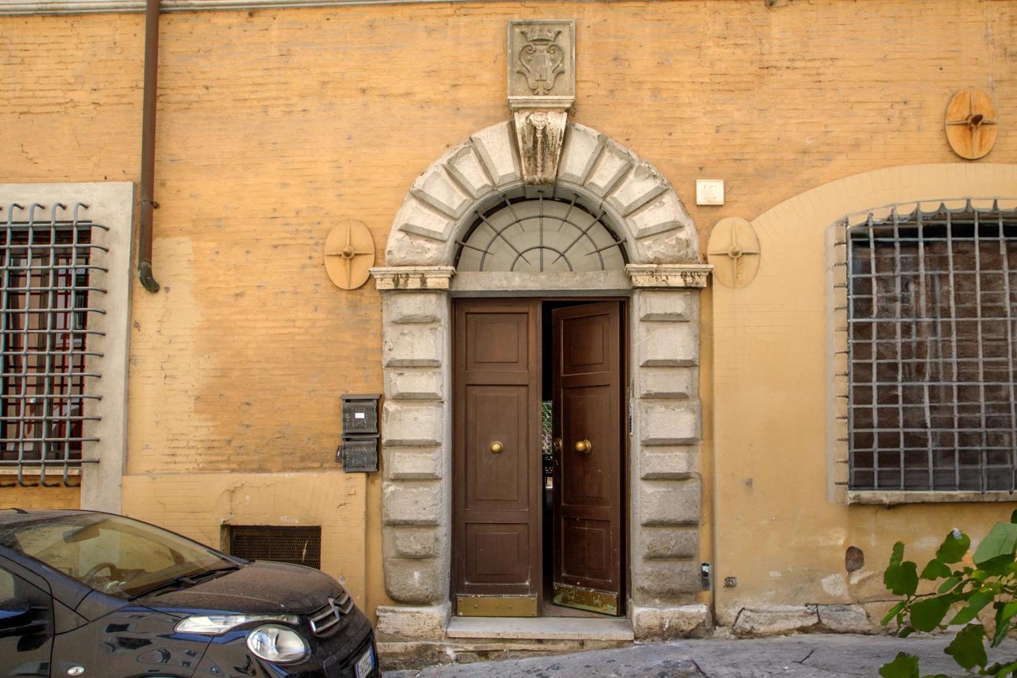 Daplace - Sant'onofrio Rome