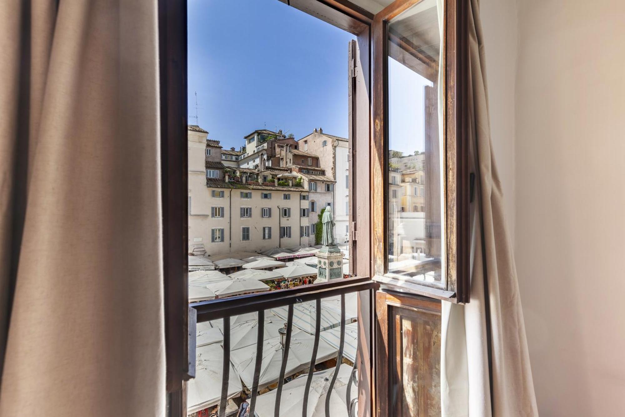 Apartment Campo Dei Fiori Luxury Gold
