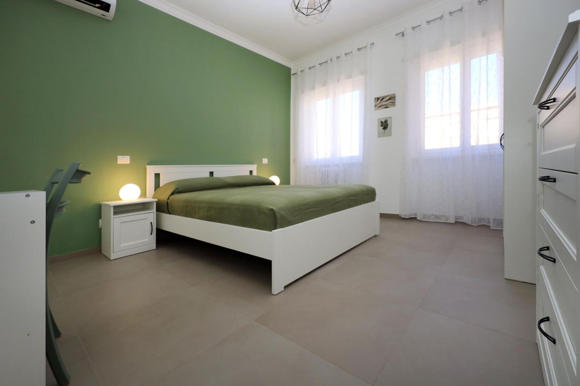 Apartment Basilica San Paolo Nuvola Eur Modern