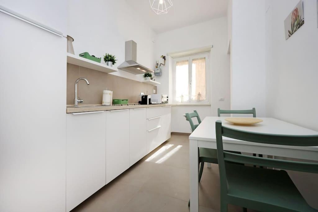 Apartment Basilica San Paolo Nuvola Eur Modern Rome