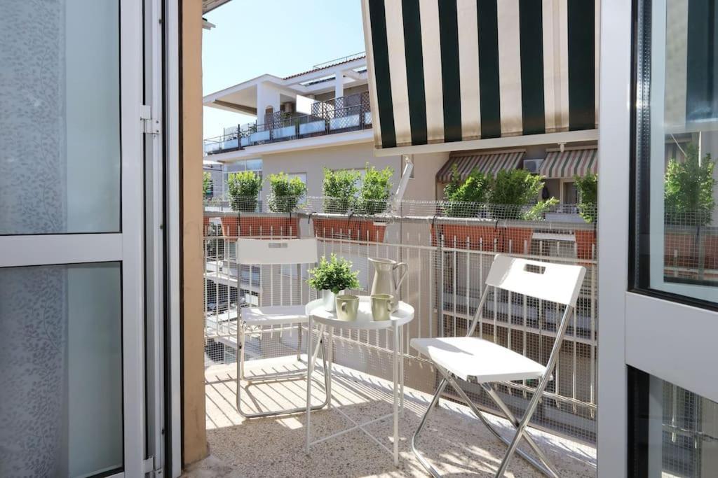Basilica San Paolo Nuvola Eur Modern Apartment Rome