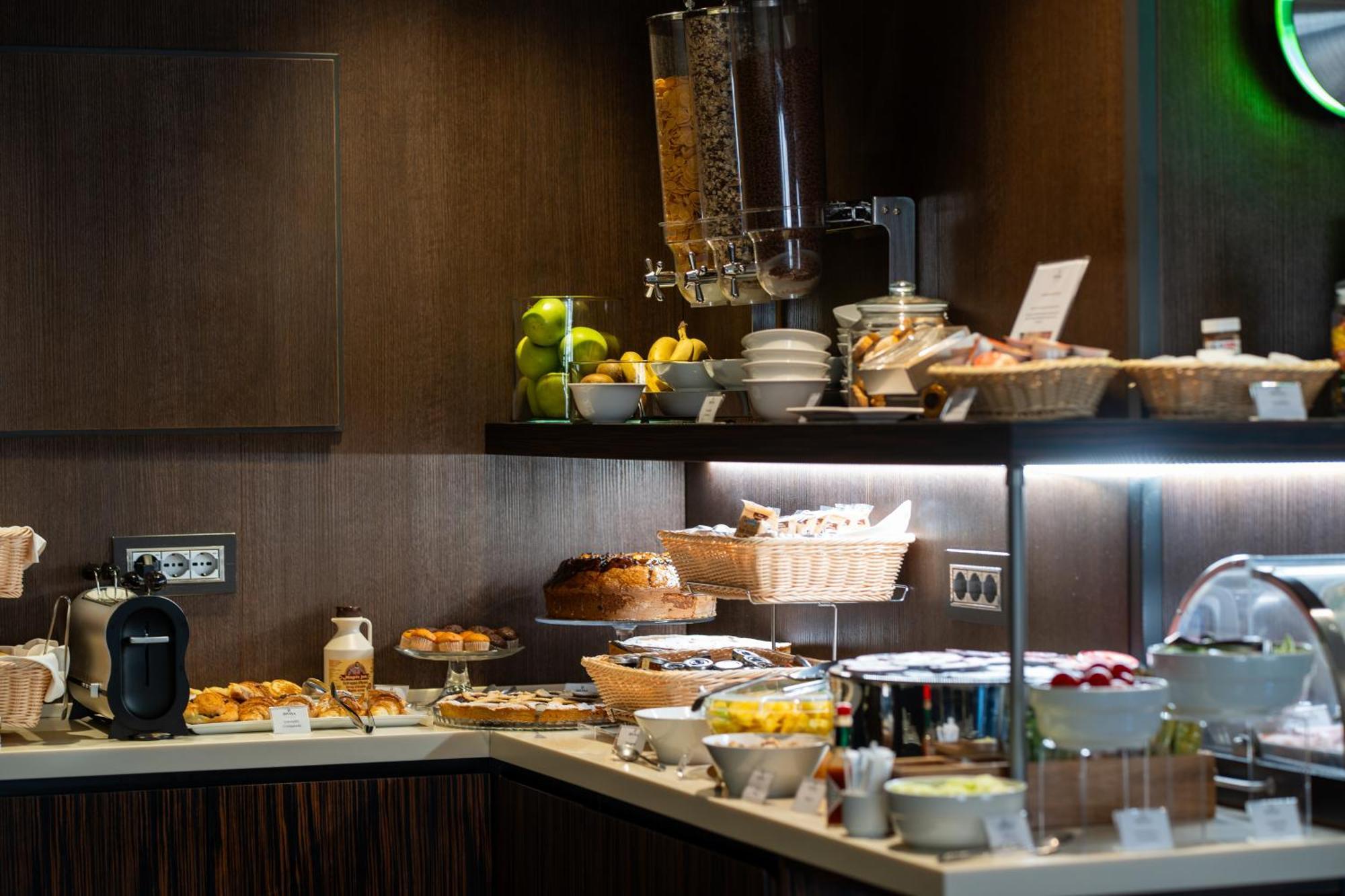 Hotel Divina Luxury Rome