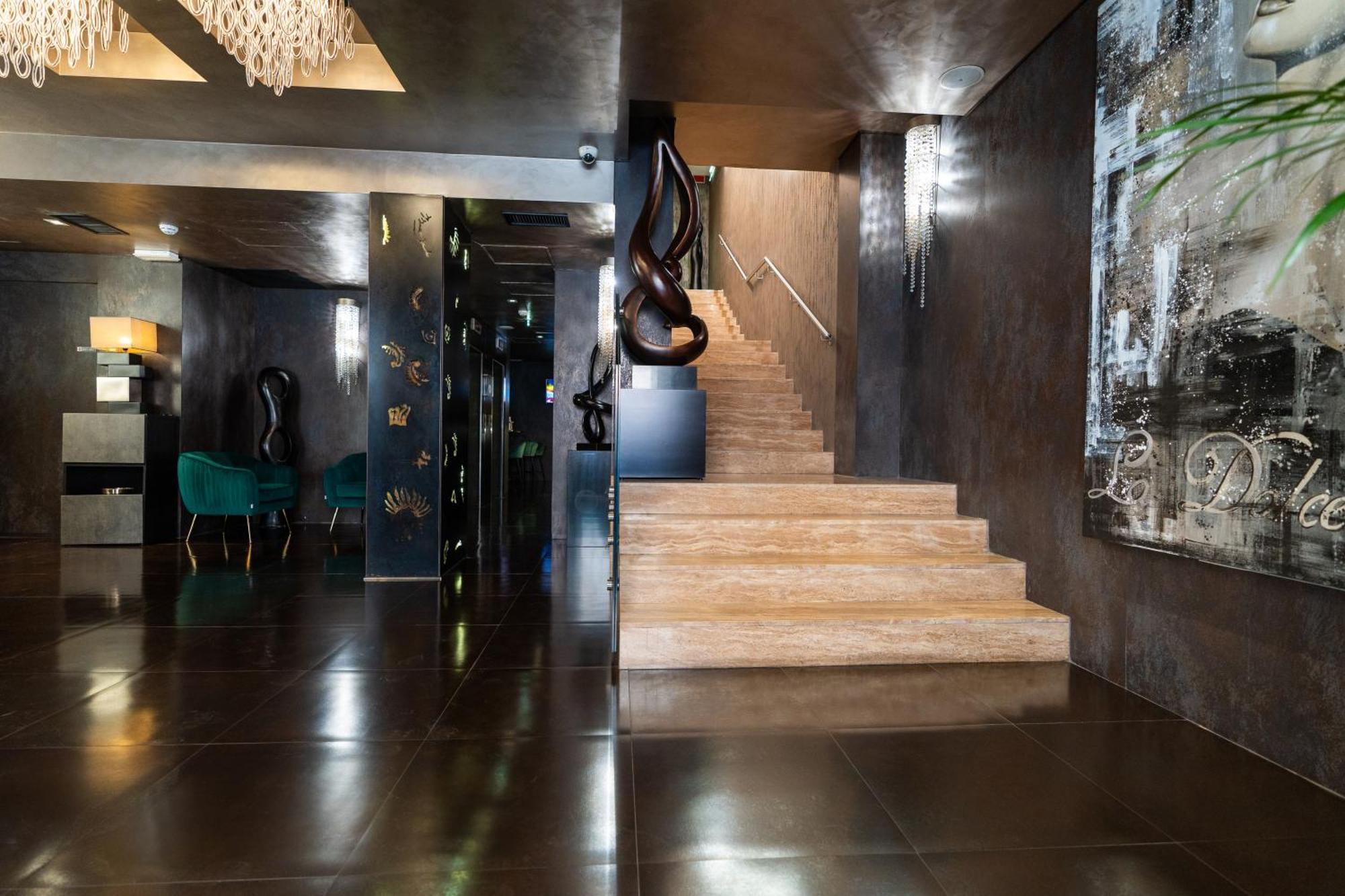 Divina Luxury