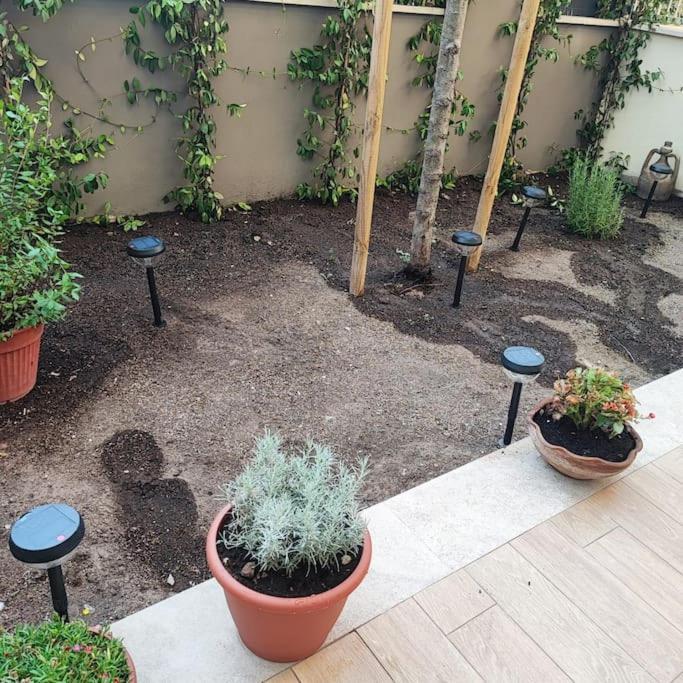 Apartment Monolocale Nuova Costruzione Con Giardino Rome
