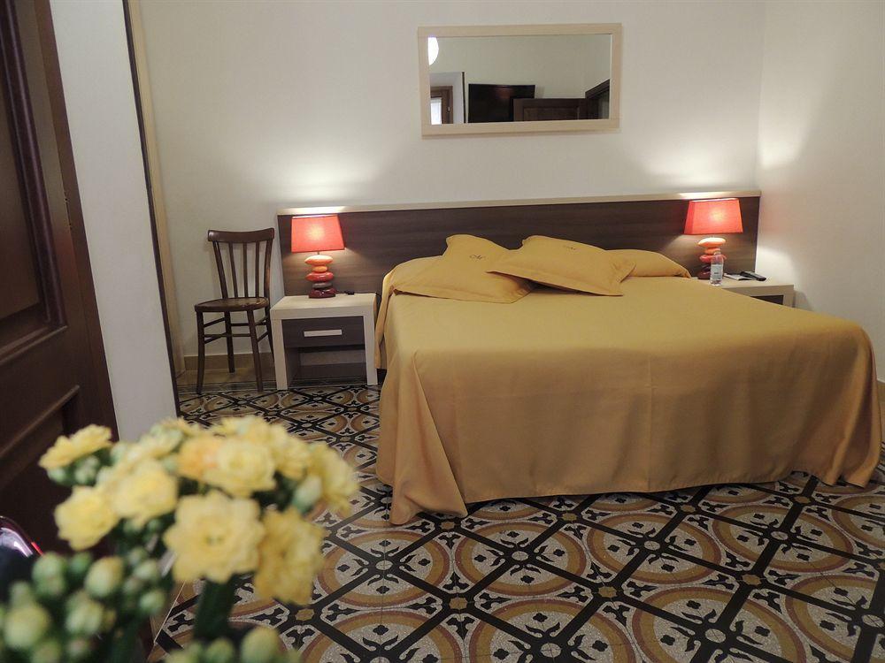 Morelli 2* Rome