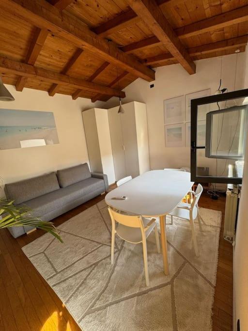 Casa Indipendente Con Vista Acquedotto Appartamento *