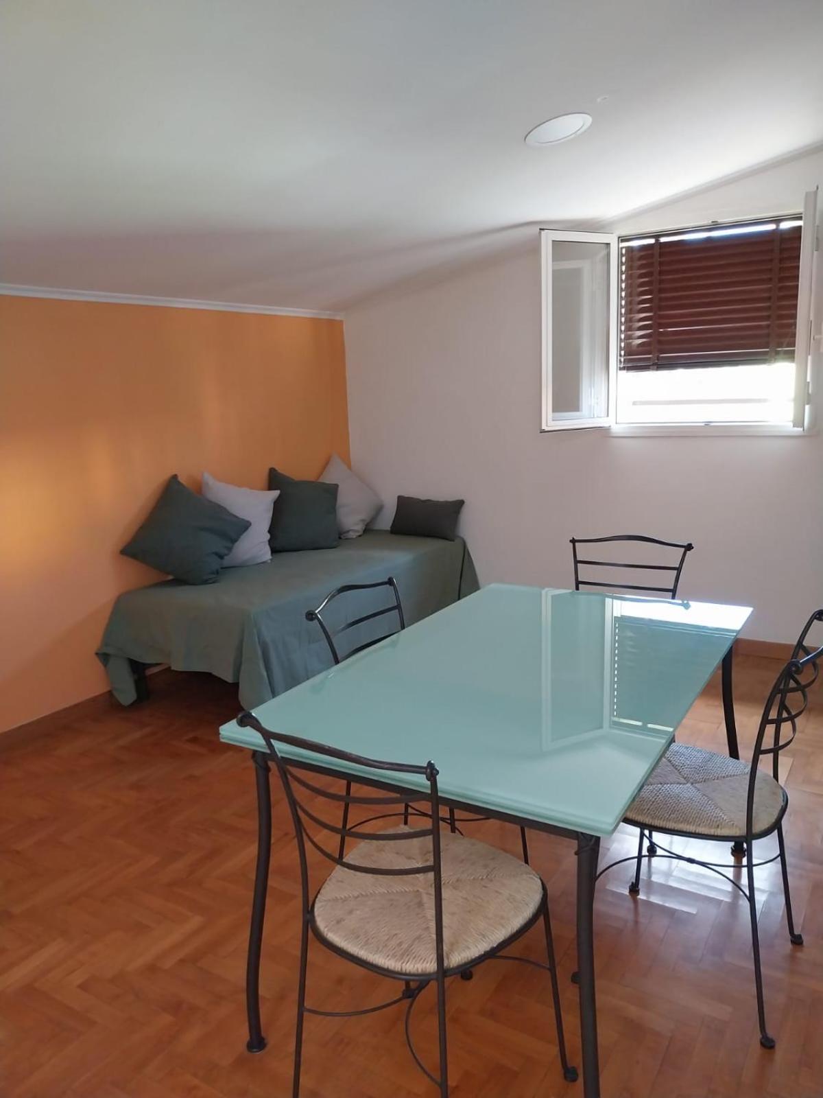 Apartment Testoni Lt Rome