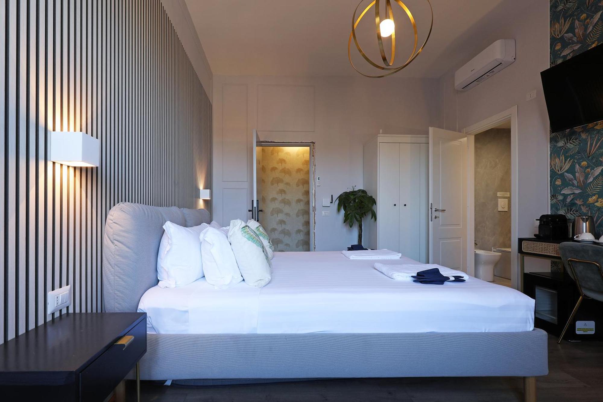 Plaza Suites, Luxury Collection Rome