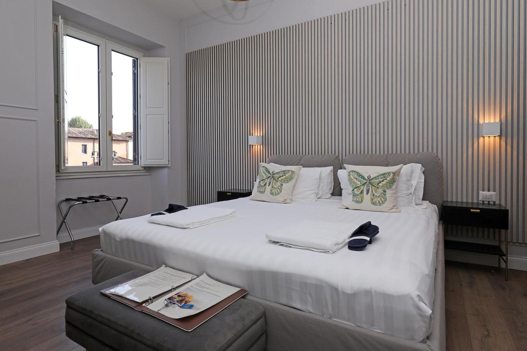 Plaza Suites, Luxury Collection Guest house