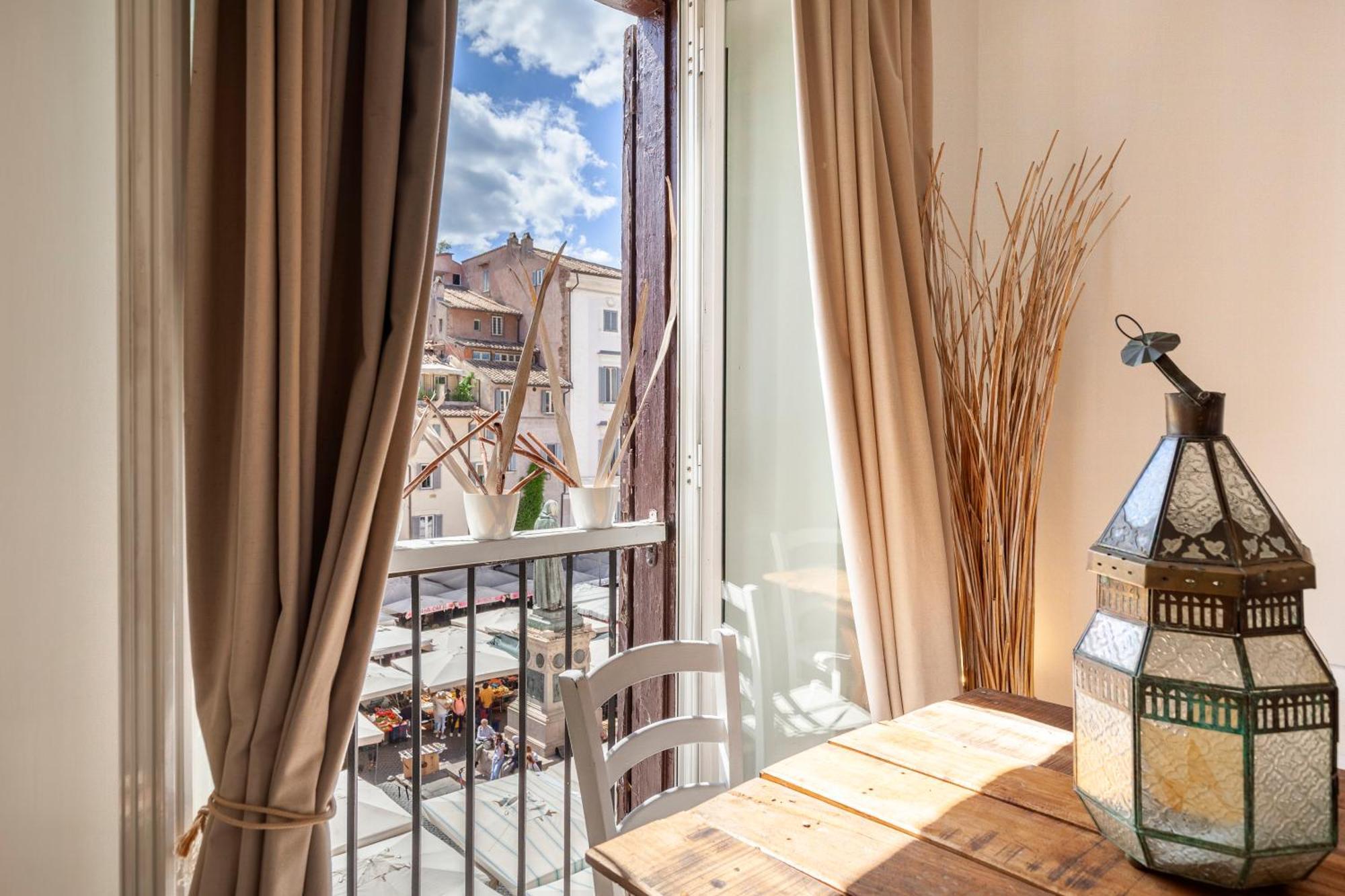 Campo Dei Fiori Apartment *