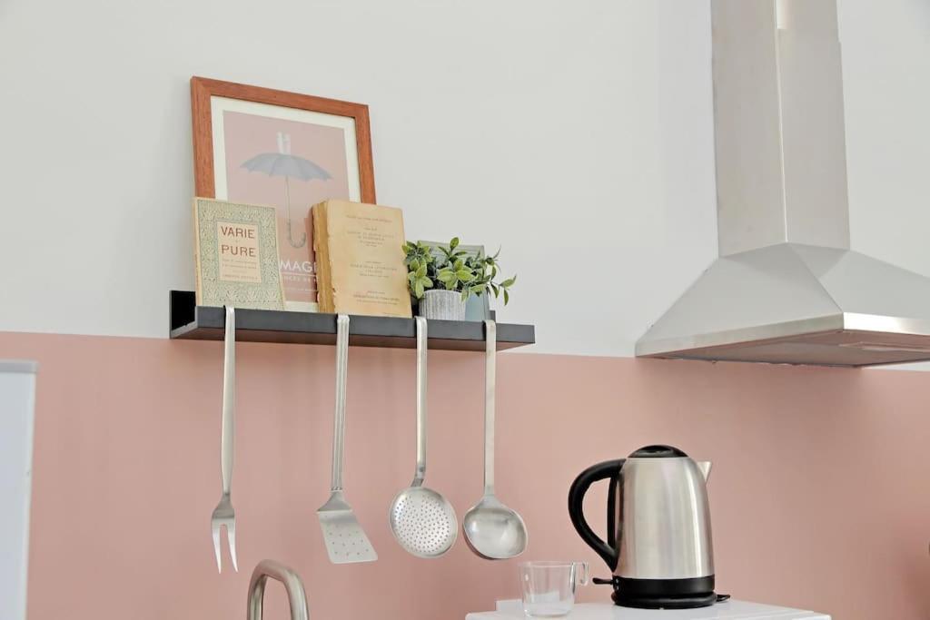 Eroi Spacious Apartment