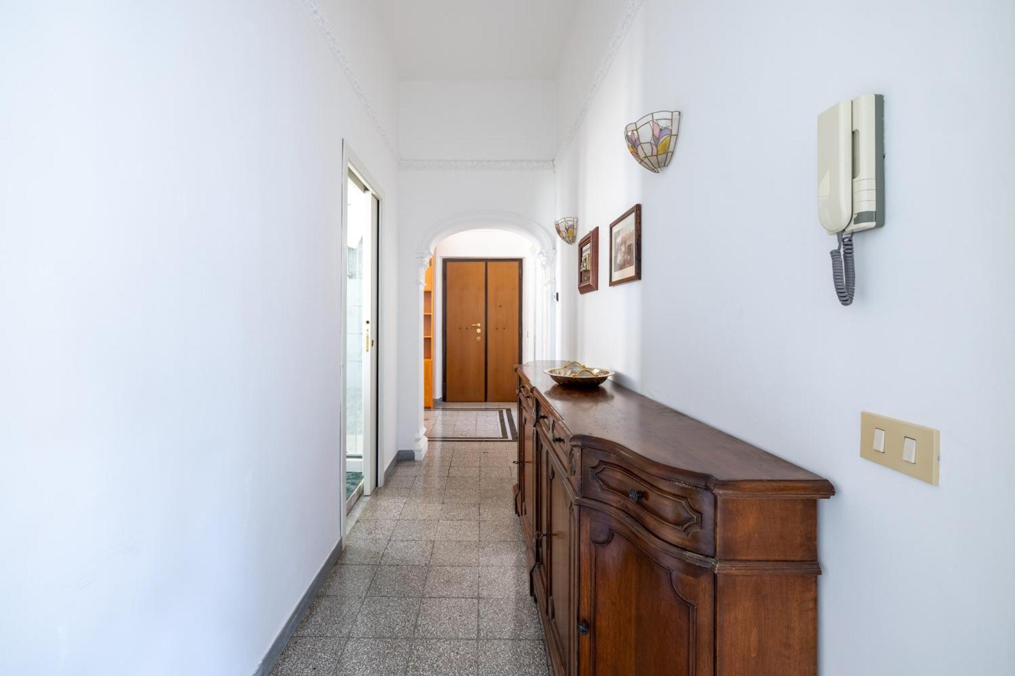 Apartment Piazza Caprera - Family Rome