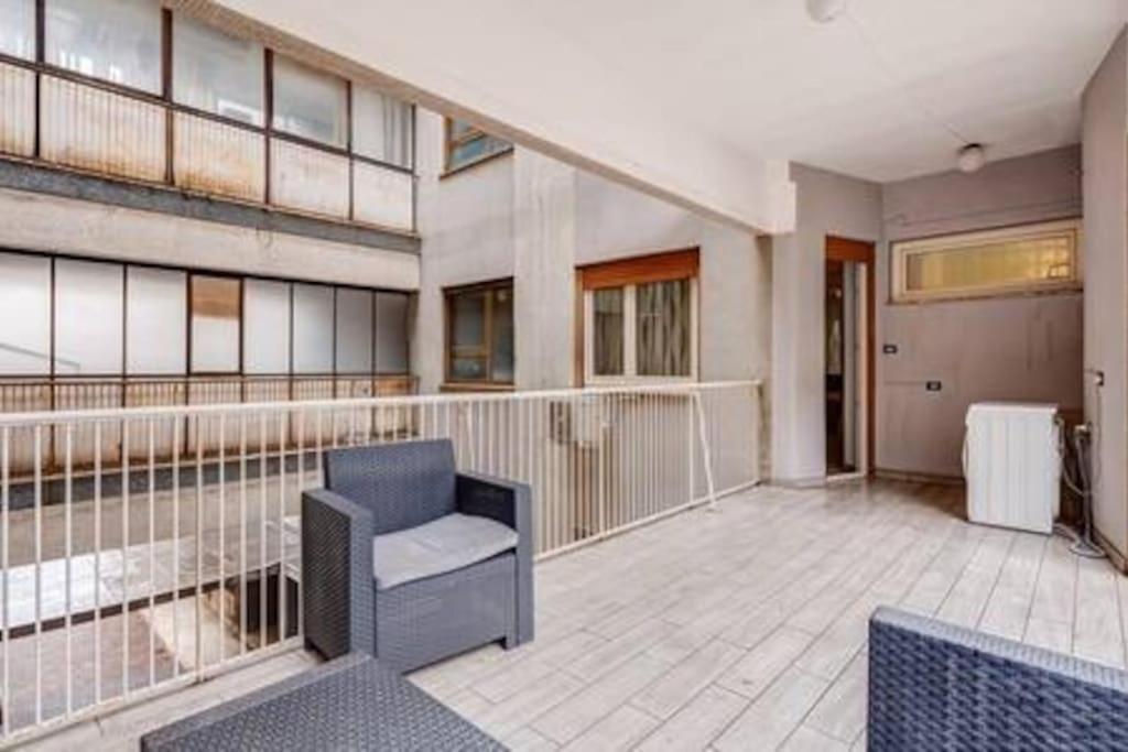 Domus Laterani By Jfm - Comfortable Big Terrace Colosseo Apartment *