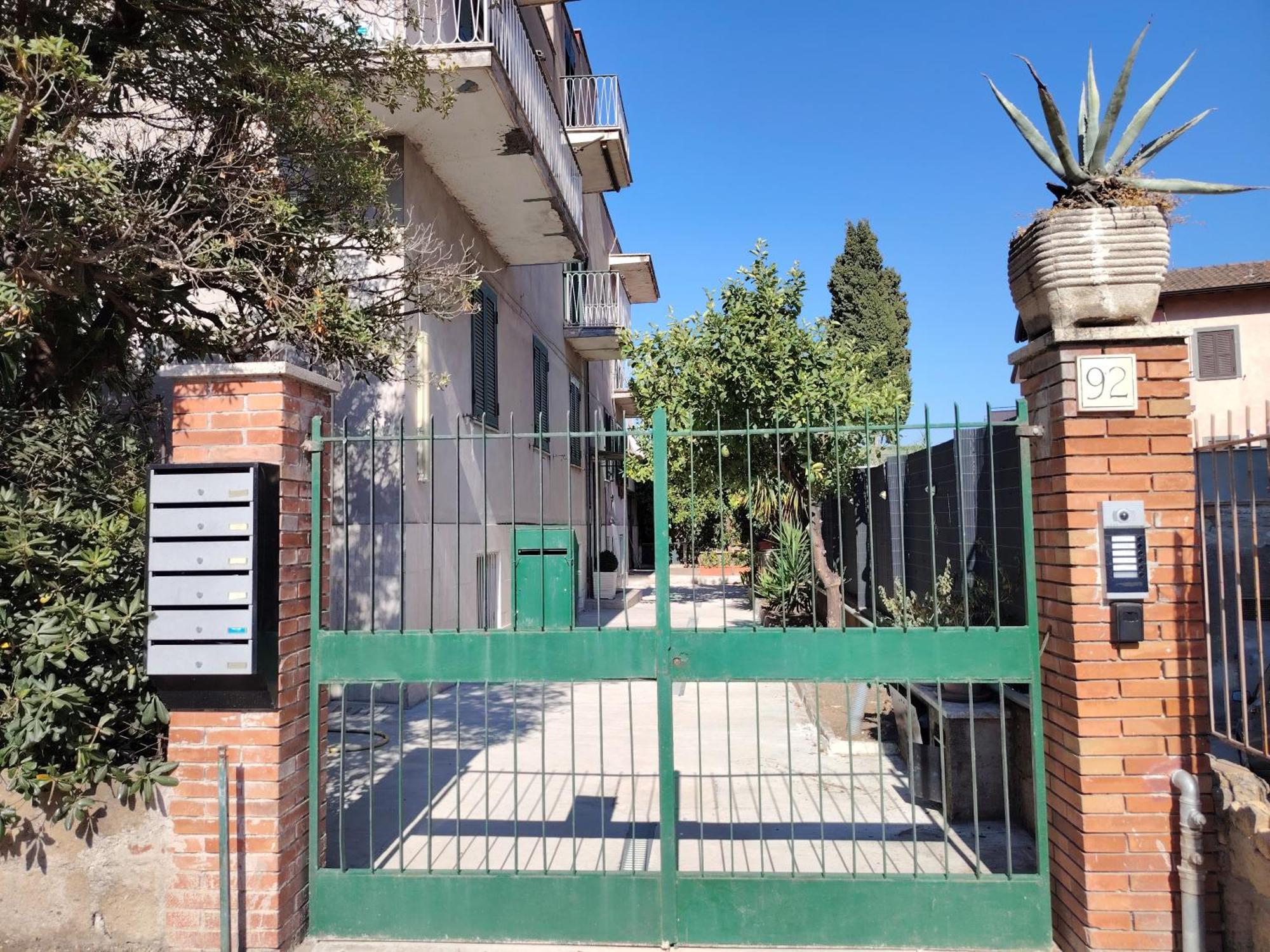 Apartment La Casa Di Betta Vicino Metro Rome