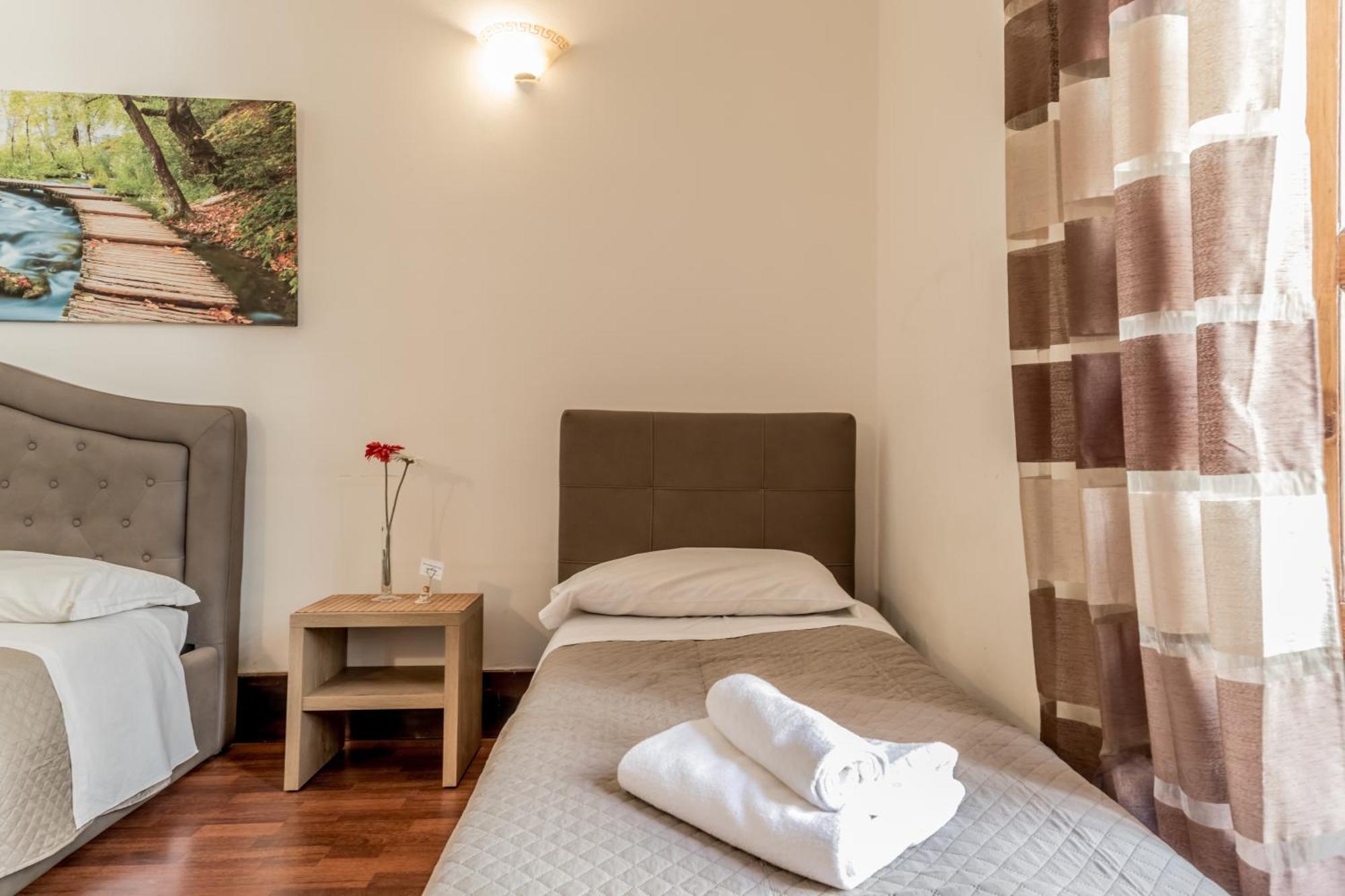Guest house Ariana Luxury 2*