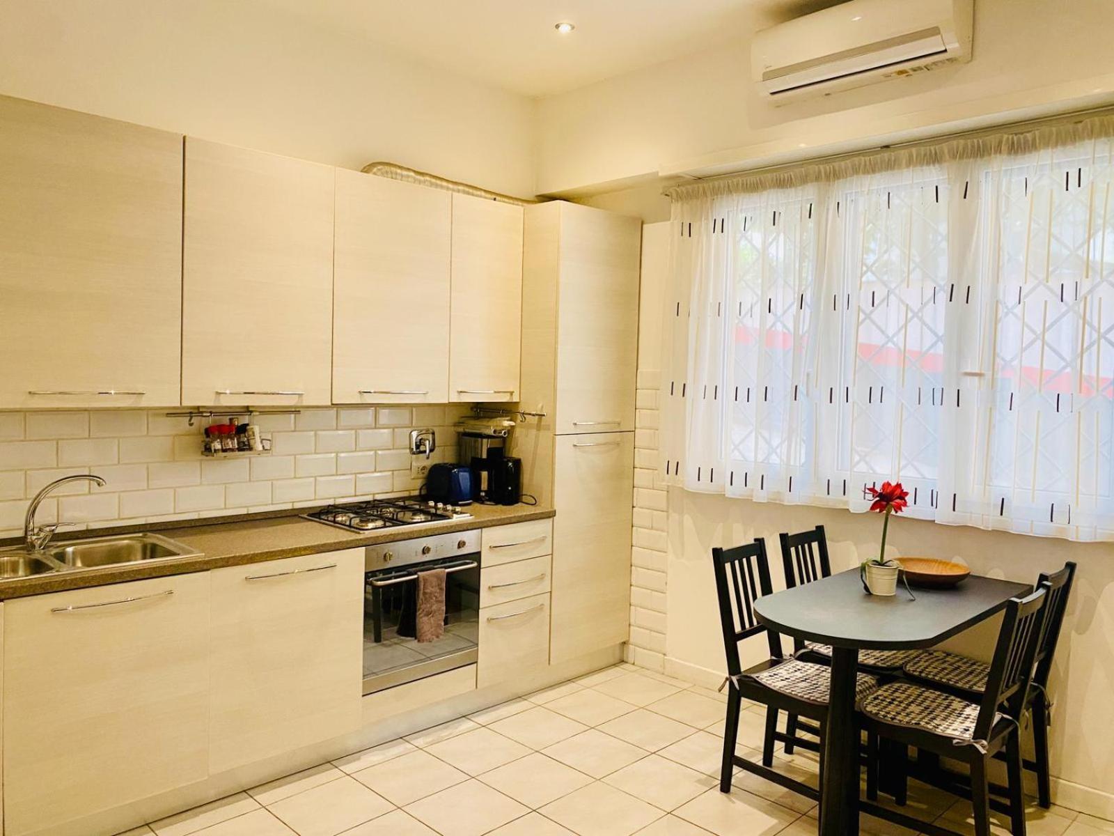 Heidi's In Trastevere Apartment Rome
