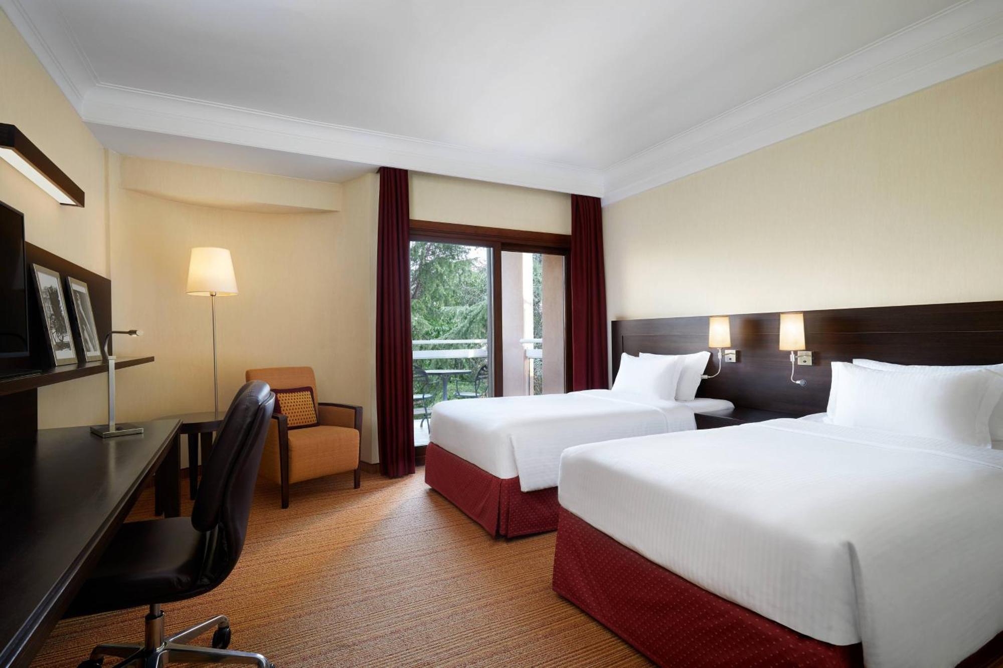Hotel Courtyard By Marriott Park