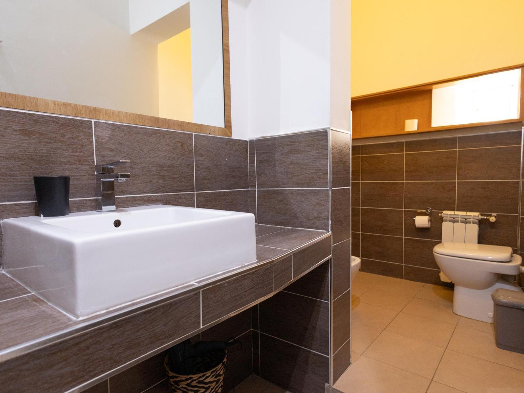Romerooms Cola Di Rienzo Bed & Breakfast Rome