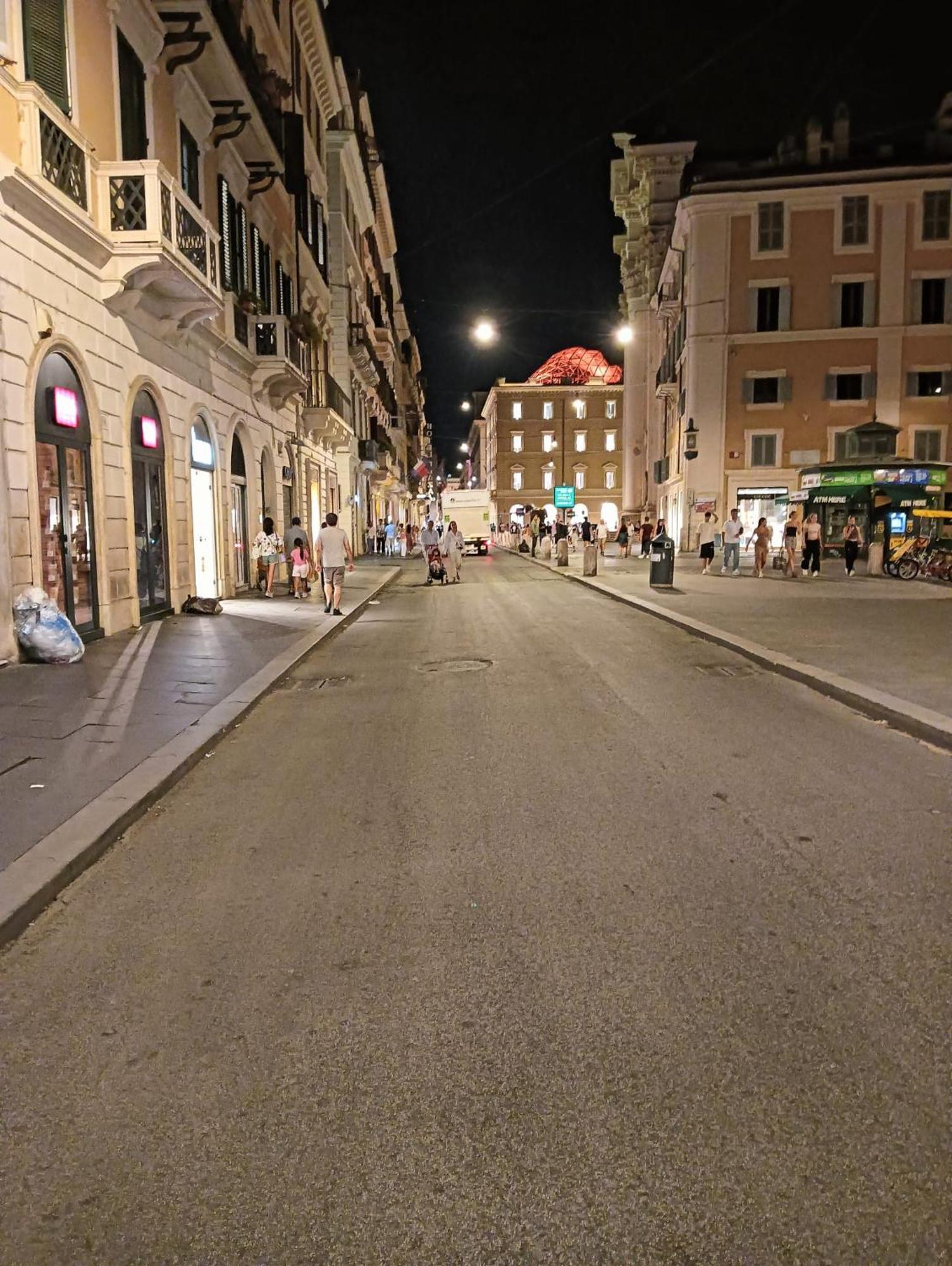 Affittacamere Corso18 *