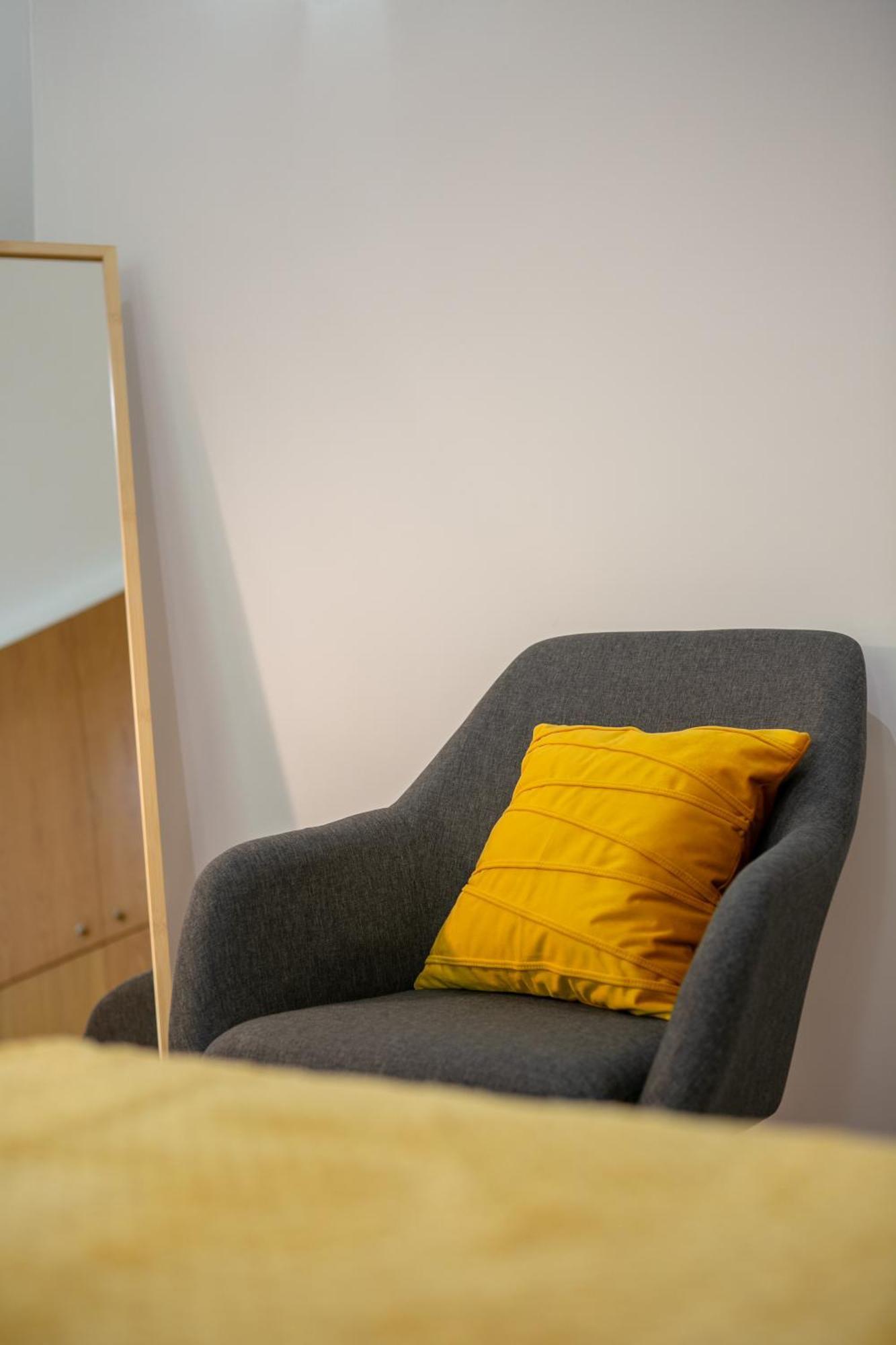 Mustard S Camillo - Homes * Roma