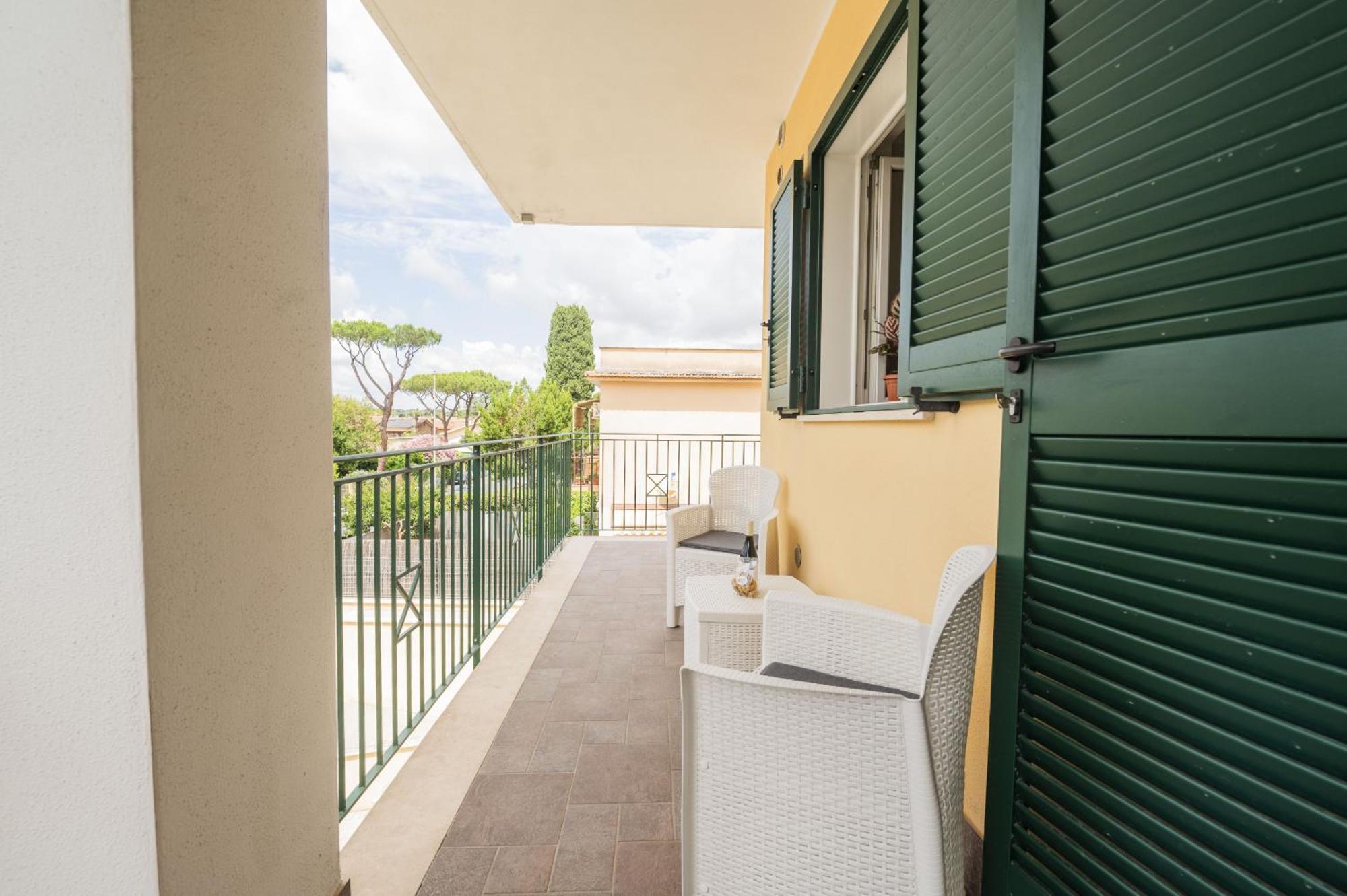 Terraced By The Ancient Appian Way 4 * Rome