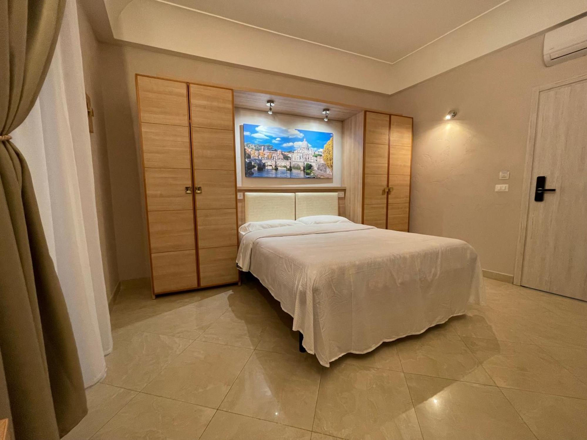 Spqr House Bed & Breakfast Rome