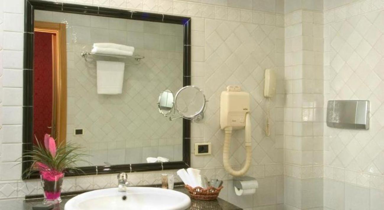 Hotel Lh Andreotti Rome