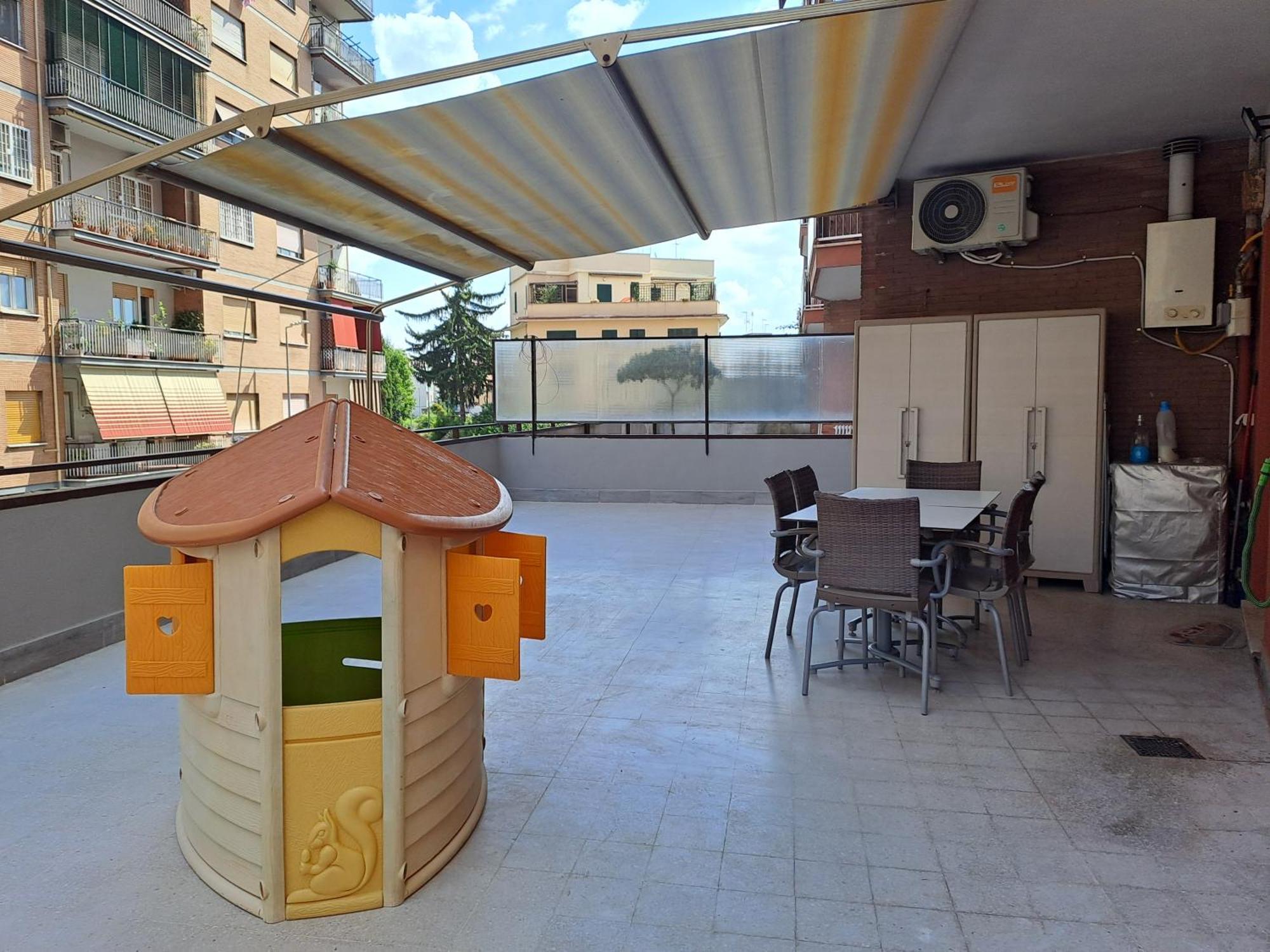 Appartamento Mauri's - Casamauri - Adiacente Metro C *