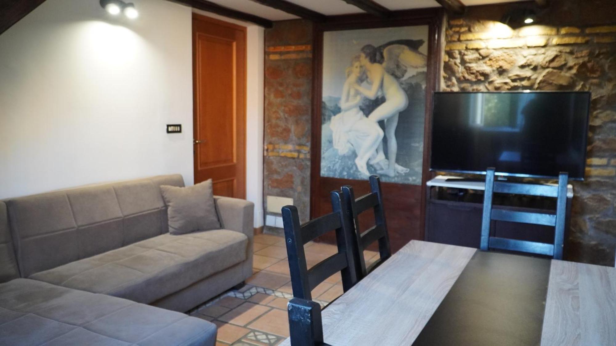 Al 25 Trastevere, * Rome